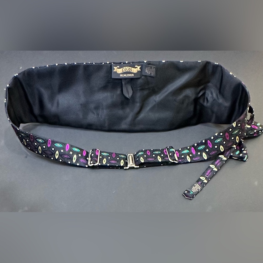 🌟HP🌟VTG 1990s Dion 1967 Mardi Gras Black Multi Silk Cummerbund & Bow Tie Set - Picture 5 of 11